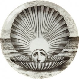 Theme & Variation Decorative Plate #274 (Face in Clamshell)