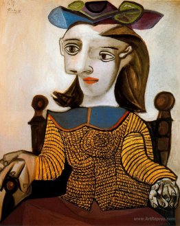 The yellow shirt (Dora Maar)