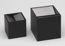 Cubo Ashtray design