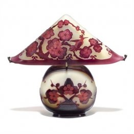 Pagoda Lamp