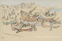 West Coast fishing village with beached boats & fishermen - Arni