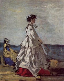 Princess Pauline Metternich on the Beach