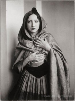 Anaïs Nin draped in a shawl