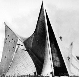 Phillips Pavilion at the World’s Fair in Brussels