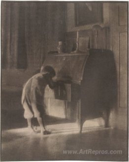 Hans with Bureau