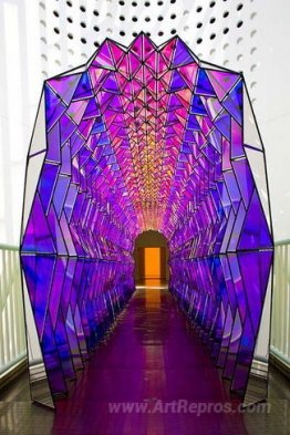 One-way colour tunnel