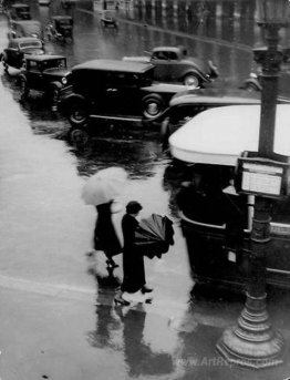 Rue de Rivoli, Under the Rain