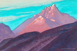 Turquoise sky, pink mountains, purple foot