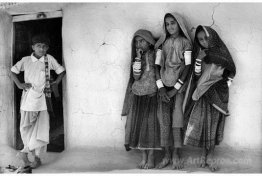 A boy and three girls of the Chamar community, Kutch, Gujarat