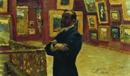 N.A. Mudrogel in the pose of Pavel Tretyakov in halls of the gal