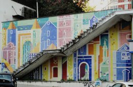 Azulejos (ceramic tiles) panel, Av. Infante Santo, Lisbon