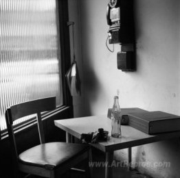 Winnetka, IL (Interior with Telephone), April 1968