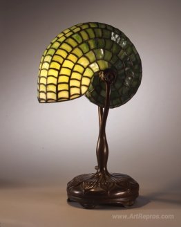 Reading lamp. Nautilus design